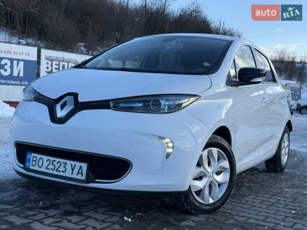 Білий Рено Зое, об'ємом двигуна 0 л та пробігом 81 тис. км за 8900 $, фото 1 на Automoto.ua