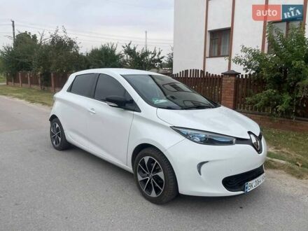 Рено Зое 2018 у Млинів на Automoto.ua Білий Рено Зое, об'ємом двигуна 0 л та пробігом 58 тис. км за 11126 $, фото 1 на Automoto.ua
