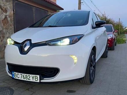 Рено Зое 2018 в Львове на Automoto.ua Белый Рено Зое, объемом двигателя 0 л и пробегом 69 тыс. км за 9950 $, фото 1 на Automoto.ua