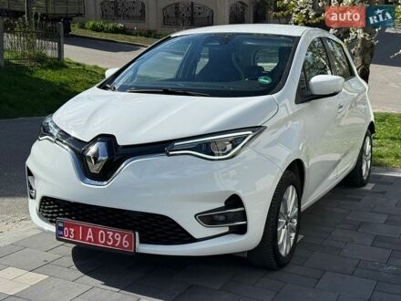 Белый Рено Зое, объемом двигателя 0 л и пробегом 76 тыс. км за 11600 $, фото 1 на Automoto.ua