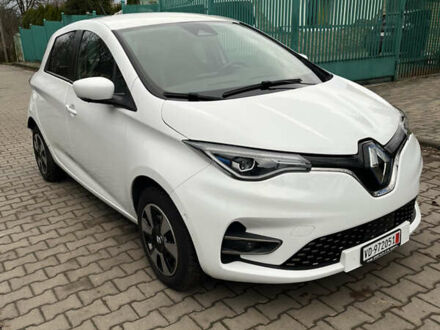 Белый Рено Зое, объемом двигателя 0 л и пробегом 64 тыс. км за 11450 $, фото 1 на Automoto.ua