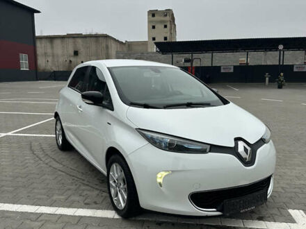 Білий Рено Зое, об'ємом двигуна 0 л та пробігом 103 тис. км за 9700 $, фото 1 на Automoto.ua