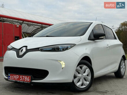 Белый Рено Зое, объемом двигателя 0 л и пробегом 11 тыс. км за 10499 $, фото 1 на Automoto.ua