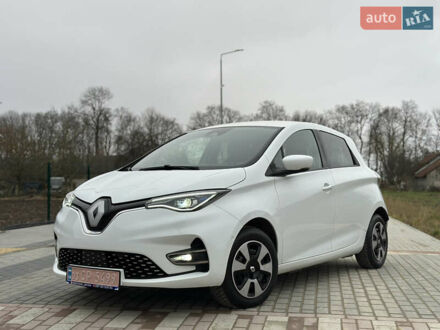 Білий Рено Зое, об'ємом двигуна 0 л та пробігом 64 тис. км за 12499 $, фото 1 на Automoto.ua