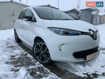 Белый Рено Зое, объемом двигателя 0 л и пробегом 159 тыс. км за 9200 $, фото 1 на Automoto.ua