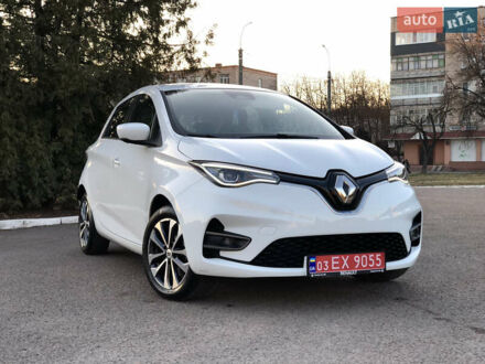 Белый Рено Зое, объемом двигателя 0 л и пробегом 173 тыс. км за 11600 $, фото 1 на Automoto.ua
