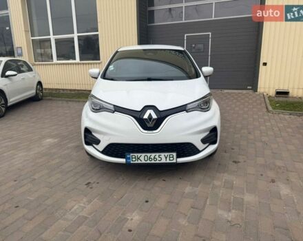 Білий Рено Зое, об'ємом двигуна 0 л та пробігом 82 тис. км за 11999 $, фото 1 на Automoto.ua