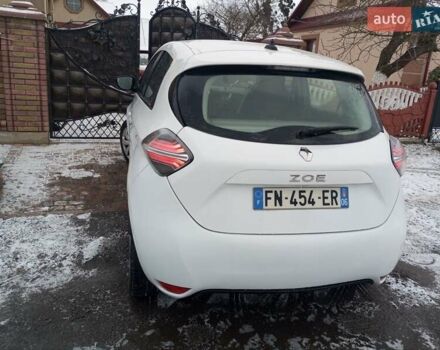 Белый Рено Зое, объемом двигателя 0 л и пробегом 116 тыс. км за 10555 $, фото 1 на Automoto.ua