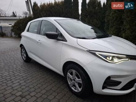 Рено Зое 2020 в Львове на Automoto.ua Белый Рено Зое, объемом двигателя 0 л и пробегом 58 тыс. км за 11800 $, фото 1 на Automoto.ua