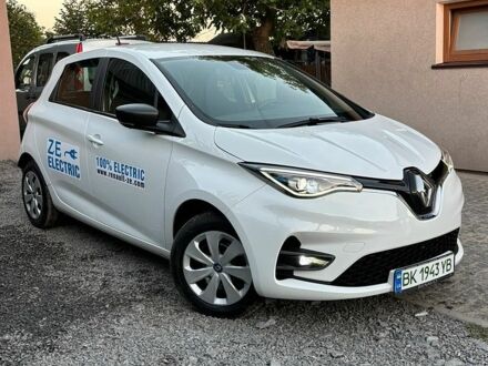 Белый Рено Зое, объемом двигателя 0 л и пробегом 90 тыс. км за 11799 $, фото 1 на Automoto.ua