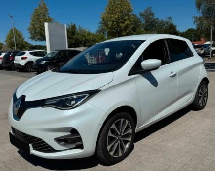 Белый Рено Зое, объемом двигателя 0 л и пробегом 44 тыс. км за 8000 $, фото 1 на Automoto.ua