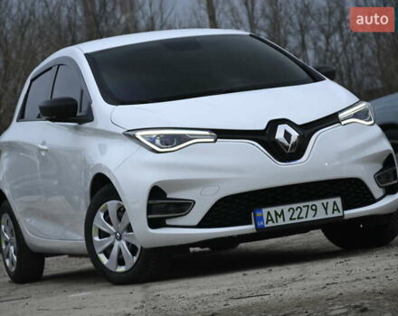 Белый Рено Зое, объемом двигателя 0 л и пробегом 41 тыс. км за 13200 $, фото 1 на Automoto.ua