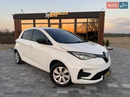 Белый Рено Зое, объемом двигателя 0 л и пробегом 92 тыс. км за 11499 $, фото 1 на Automoto.ua