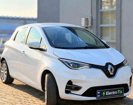 Белый Рено Зое, объемом двигателя 0 л и пробегом 60 тыс. км за 12600 $, фото 1 на Automoto.ua