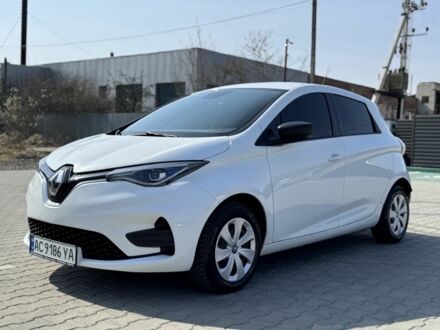 Белый Рено Зое, объемом двигателя 0 л и пробегом 98 тыс. км за 231 $, фото 1 на Automoto.ua