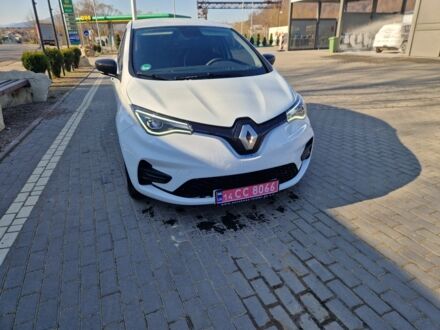Белый Рено Зое, объемом двигателя 0 л и пробегом 27 тыс. км за 13000 $, фото 1 на Automoto.ua