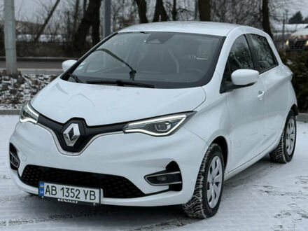 Белый Рено Зое, объемом двигателя 0 л и пробегом 27 тыс. км за 12600 $, фото 1 на Automoto.ua