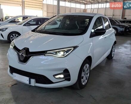 Белый Рено Зое, объемом двигателя 0 л и пробегом 67 тыс. км за 13000 $, фото 1 на Automoto.ua