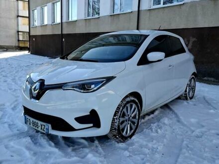 Белый Рено Зое, объемом двигателя 0 л и пробегом 114 тыс. км за 11800 $, фото 1 на Automoto.ua