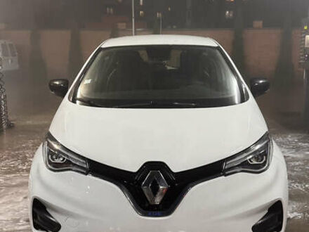 Белый Рено Зое, объемом двигателя 0 л и пробегом 54 тыс. км за 13500 $, фото 1 на Automoto.ua