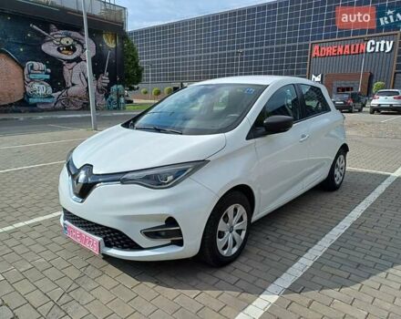 Белый Рено Зое, объемом двигателя 0 л и пробегом 98 тыс. км за 10600 $, фото 1 на Automoto.ua