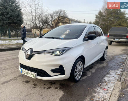 Белый Рено Зое, объемом двигателя 0 л и пробегом 133 тыс. км за 10999 $, фото 1 на Automoto.ua