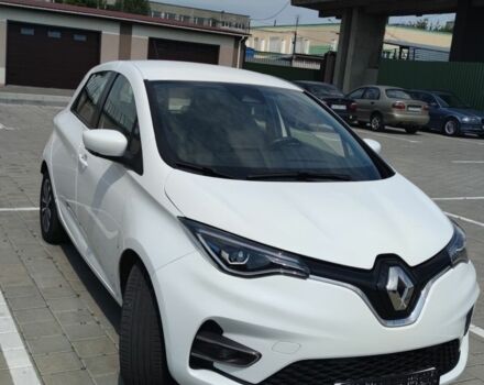 Белый Рено Зое, объемом двигателя 0 л и пробегом 87 тыс. км за 11800 $, фото 1 на Automoto.ua