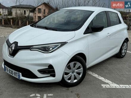Белый Рено Зое, объемом двигателя 0 л и пробегом 98 тыс. км за 12650 $, фото 1 на Automoto.ua