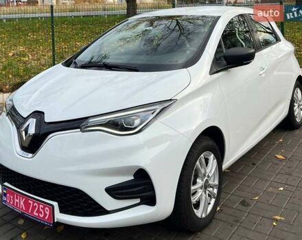 Белый Рено Зое, объемом двигателя 0 л и пробегом 52 тыс. км за 12200 $, фото 1 на Automoto.ua