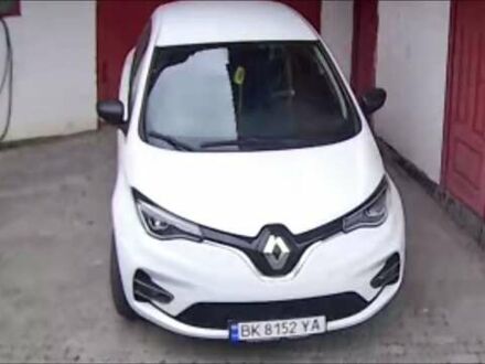 Білий Рено Зое, об'ємом двигуна 0 л та пробігом 108 тис. км за 11499 $, фото 1 на Automoto.ua