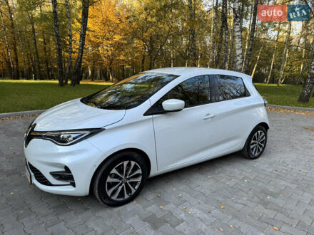 Белый Рено Зое, объемом двигателя 0 л и пробегом 33 тыс. км за 13800 $, фото 1 на Automoto.ua