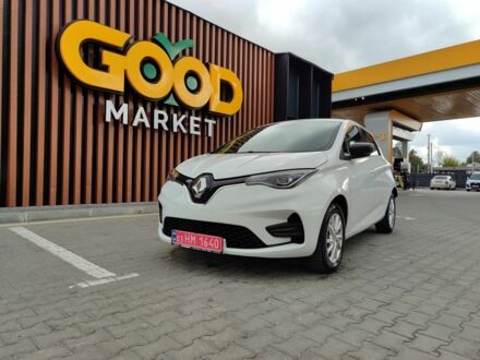 Белый Рено Зое, объемом двигателя 0 л и пробегом 38 тыс. км за 11750 $, фото 1 на Automoto.ua