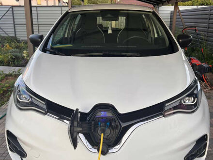 Рено Зое 2021 в Василькове на Automoto.ua Белый Рено Зое, объемом двигателя 0 л и пробегом 33 тыс. км за 13200 $, фото 1 на Automoto.ua
