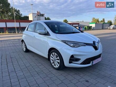 Белый Рено Зое, объемом двигателя 0 л и пробегом 122 тыс. км за 11850 $, фото 1 на Automoto.ua