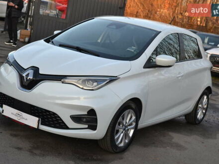 Белый Рено Зое, объемом двигателя 0 л и пробегом 50 тыс. км за 13999 $, фото 1 на Automoto.ua
