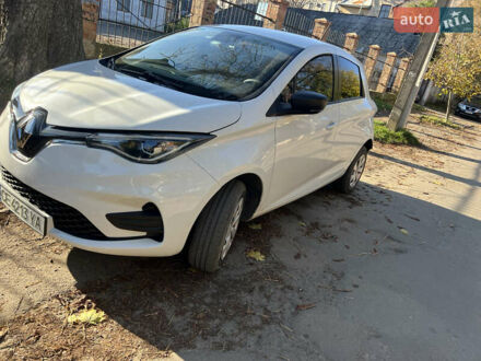 Рено Зое 2021 в Черновцах на Automoto.ua Белый Рено Зое, объемом двигателя 0 л и пробегом 124 тыс. км за 12300 $, фото 1 на Automoto.ua