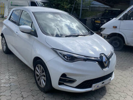Белый Рено Зое, объемом двигателя 0 л и пробегом 12 тыс. км за 7800 $, фото 1 на Automoto.ua