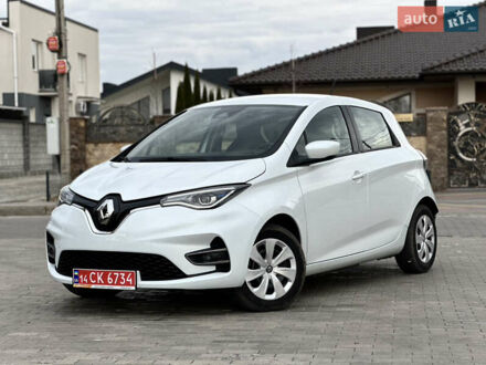Белый Рено Зое, объемом двигателя 0 л и пробегом 106 тыс. км за 11300 $, фото 1 на Automoto.ua