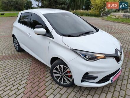 Белый Рено Зое, объемом двигателя 0 л и пробегом 92 тыс. км за 13600 $, фото 1 на Automoto.ua