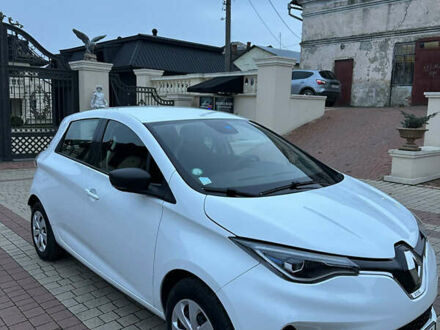 Белый Рено Зое, объемом двигателя 0 л и пробегом 26 тыс. км за 12200 $, фото 1 на Automoto.ua