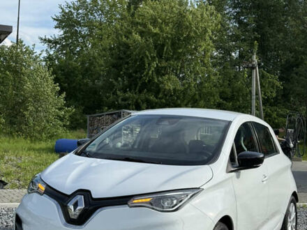 Рено Зое 2023 у Трускавце на Automoto.ua Білий Рено Зое, об'ємом двигуна 0 л та пробігом 3 тис. км за 15200 $, фото 1 на Automoto.ua