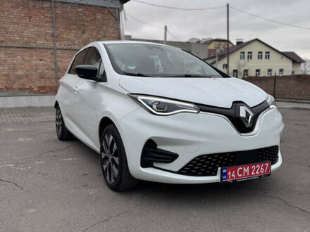 Белый Рено Зое, объемом двигателя 0 л и пробегом 71 тыс. км за 12700 $, фото 1 на Automoto.ua
