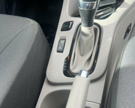 Рено Зое 2015 в Золочев на Automoto.ua Бежевый Рено Зое, объемом двигателя 0 л и пробегом 110 тыс. км за 6799 $, фото 30 на Automoto.ua