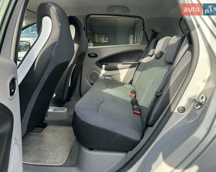 Бежевий Рено Зое, об'ємом двигуна 0 л та пробігом 80 тис. км за 7100 $, фото 14 на Automoto.ua