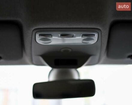 Черный Рено Зое, объемом двигателя 0 л и пробегом 110 тыс. км за 6800 $, фото 27 на Automoto.ua