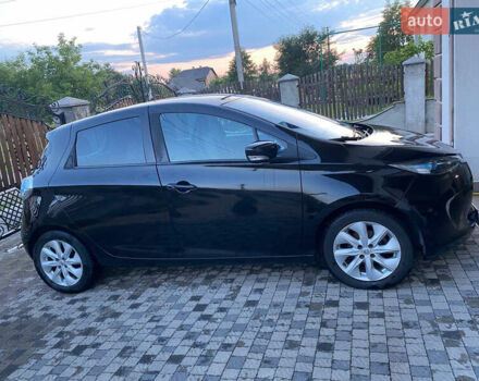 Черный Рено Зое, объемом двигателя 0 л и пробегом 149 тыс. км за 6300 $, фото 5 на Automoto.ua