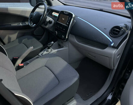 Чорний Рено Зое, об'ємом двигуна 0 л та пробігом 82 тис. км за 6400 $, фото 39 на Automoto.ua