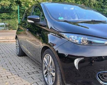 Черный Рено Зое, объемом двигателя 0 л и пробегом 74 тыс. км за 8250 $, фото 10 на Automoto.ua