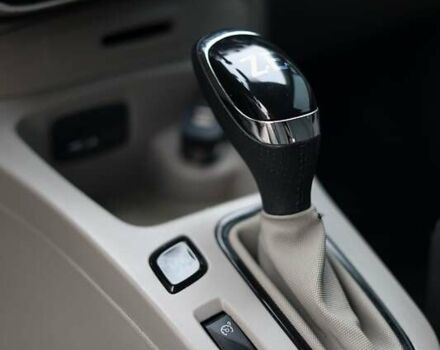 Черный Рено Зое, объемом двигателя 0 л и пробегом 110 тыс. км за 6800 $, фото 26 на Automoto.ua