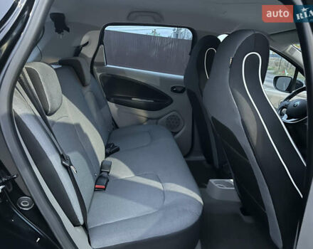 Чорний Рено Зое, об'ємом двигуна 0 л та пробігом 82 тис. км за 6400 $, фото 34 на Automoto.ua